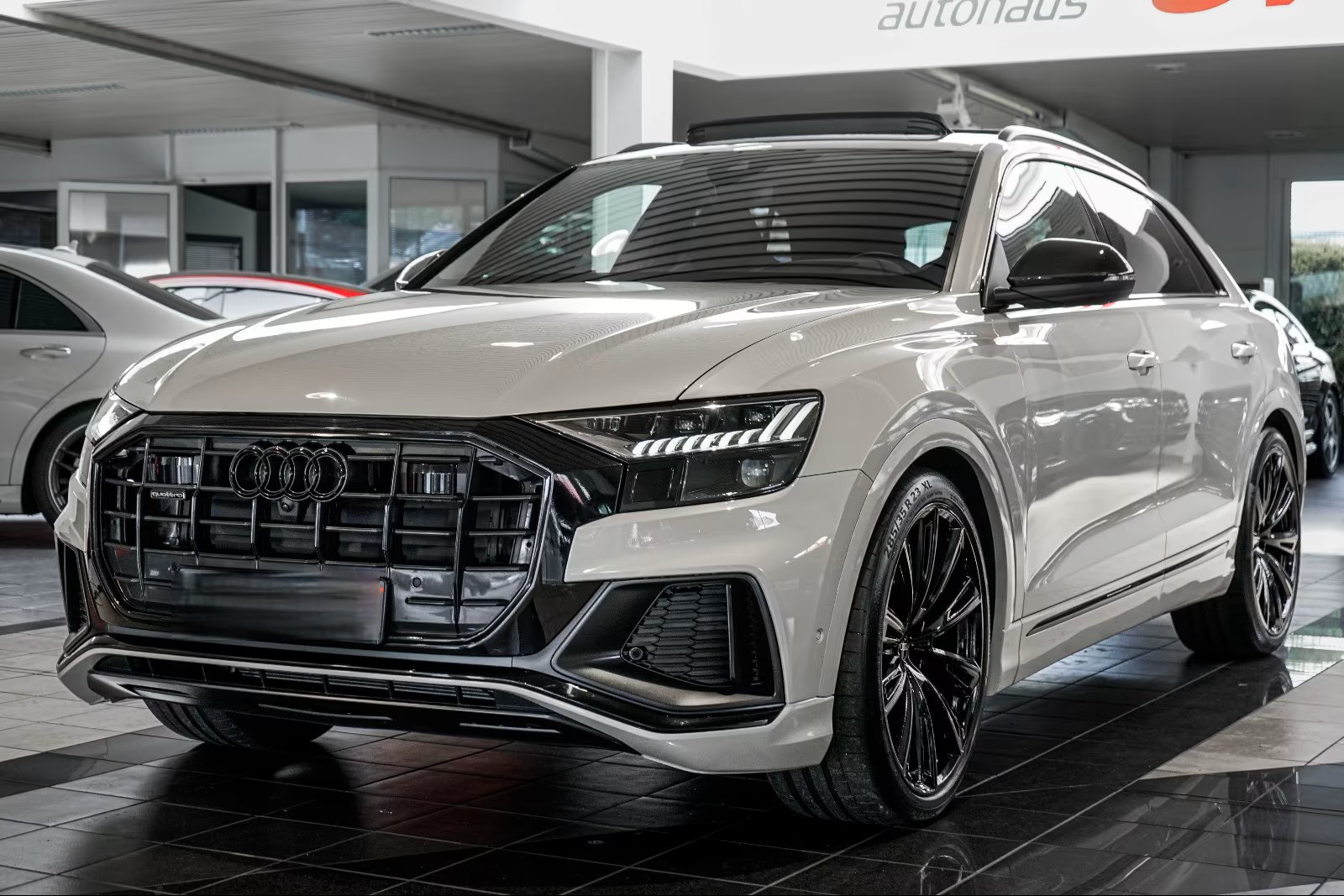 Audi Q8 45 TDI Competition 4