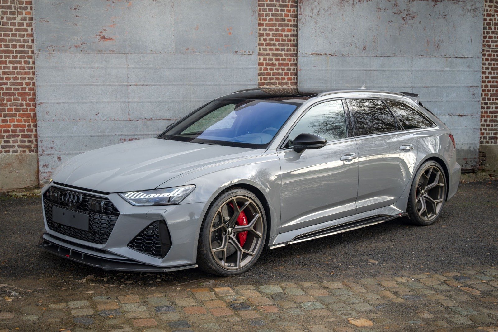 Audi RS6 Avant Performance 2