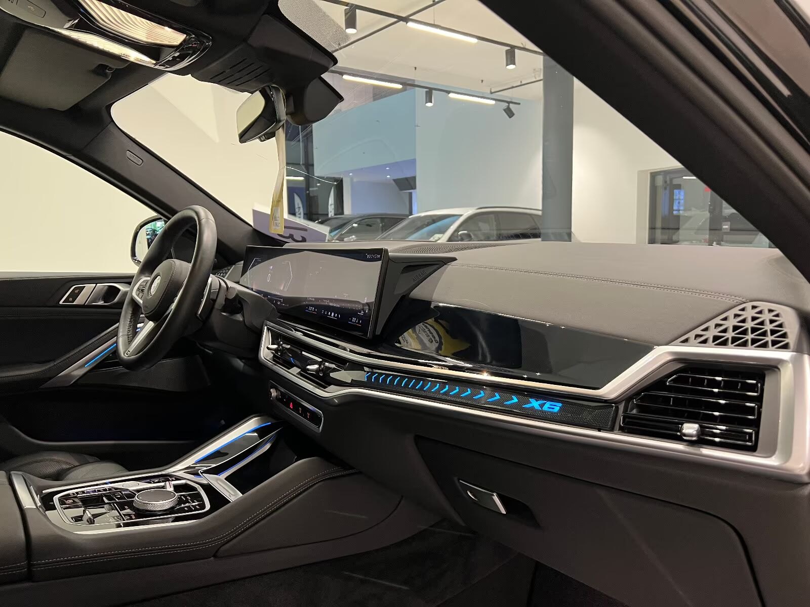 BMW X6  xDrive40d M Sport Pro 10