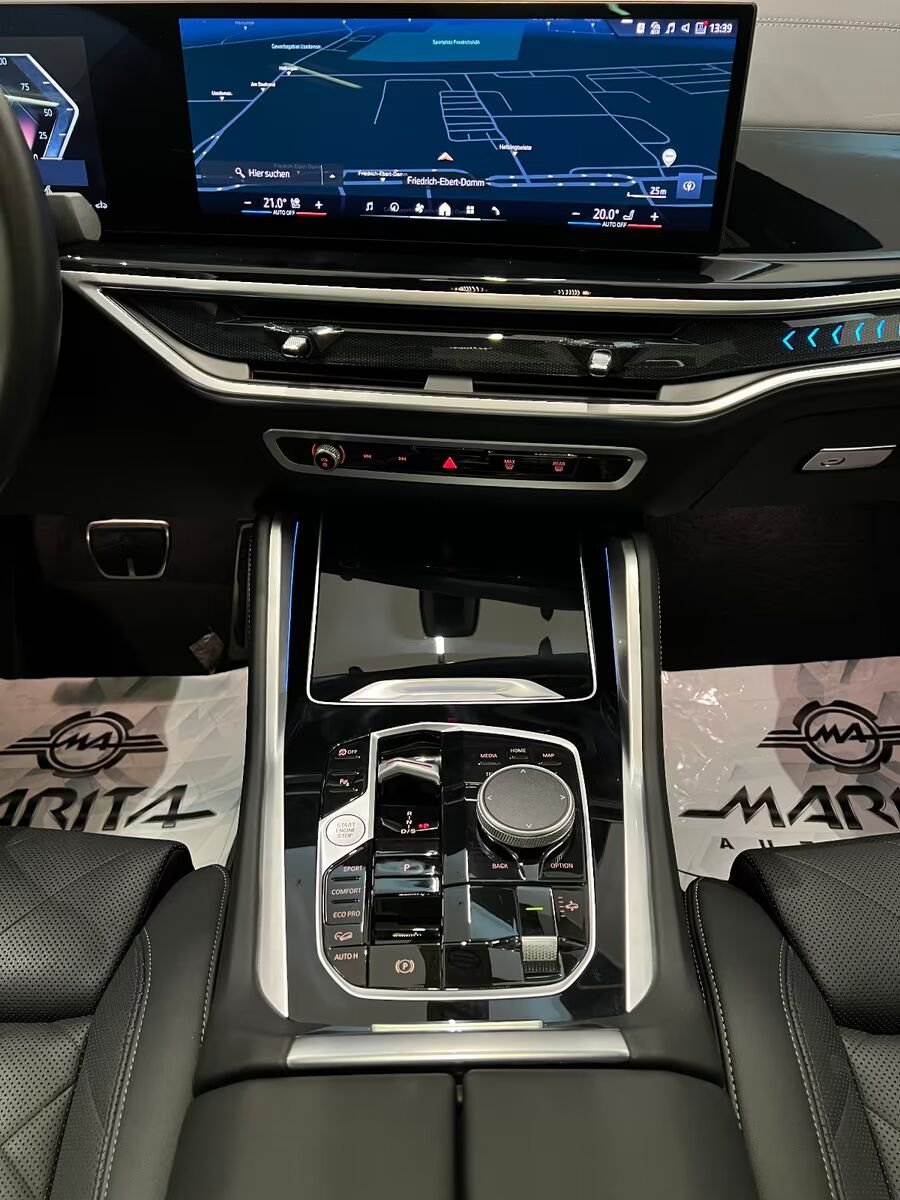 BMW X6  xDrive40d M Sport Pro 12