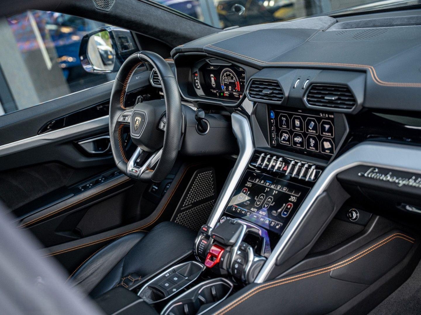 Lamborghini Urus 4.0 V8 7