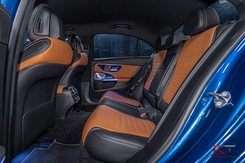 Mercedes-Benz C 200 AMG Line 7