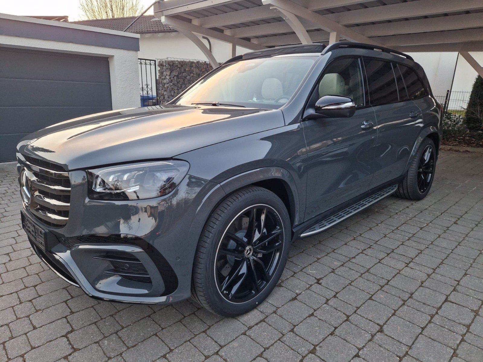 Mercedes-Benz GLS 450 AMG 2
