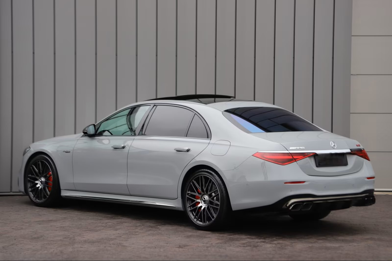 Mercedes-Benz S 63 AMG S E Performance Lang 4