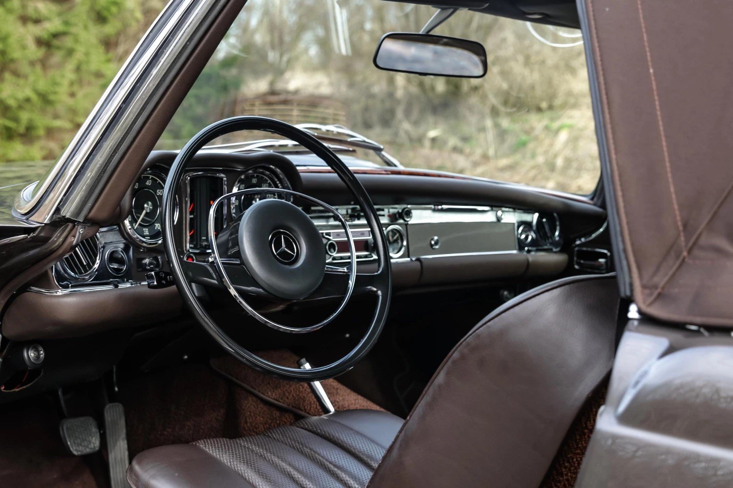 Mercedes Benz SL 280 Pagode 9