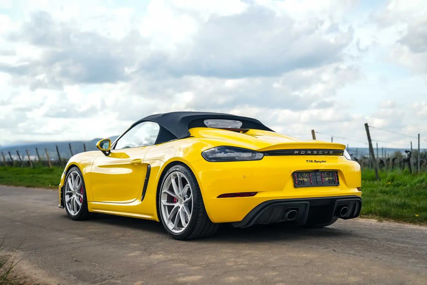 Porsche 718 Boxster Spyder 3