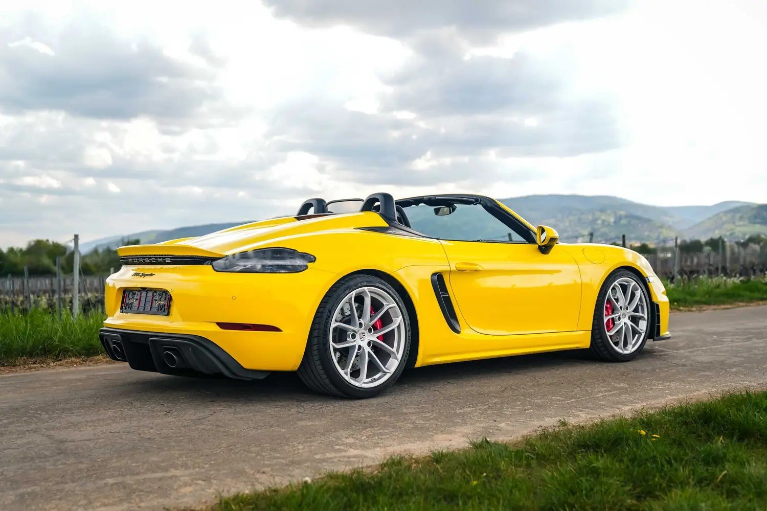 Porsche 718 Boxster Spyder 8