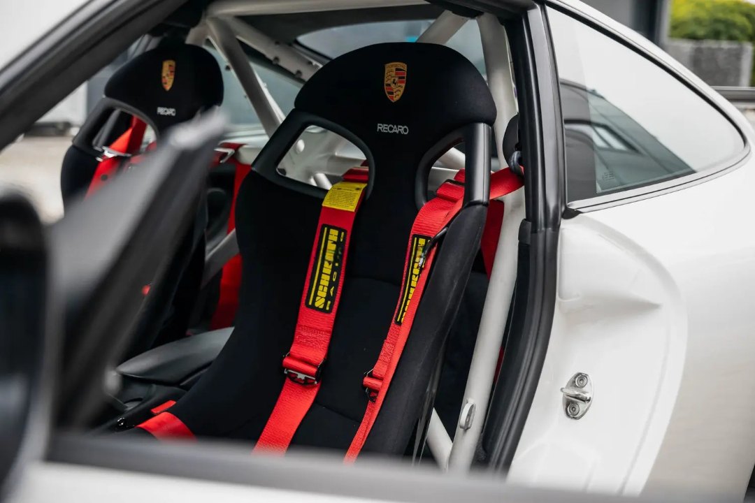Porsche 911 996 GT3 RS 12