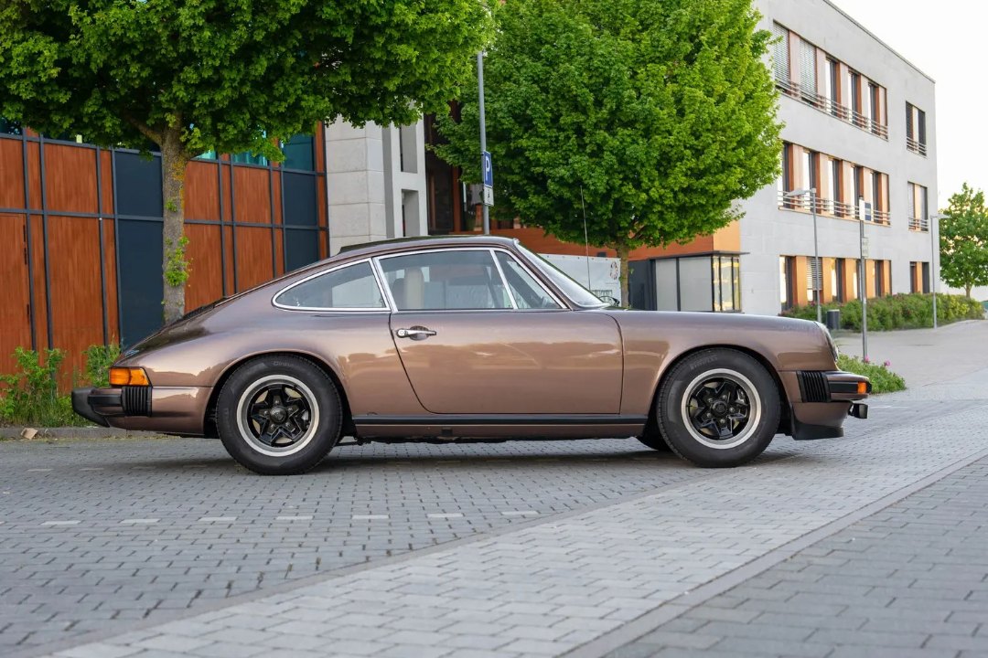 Porsche 911S 3