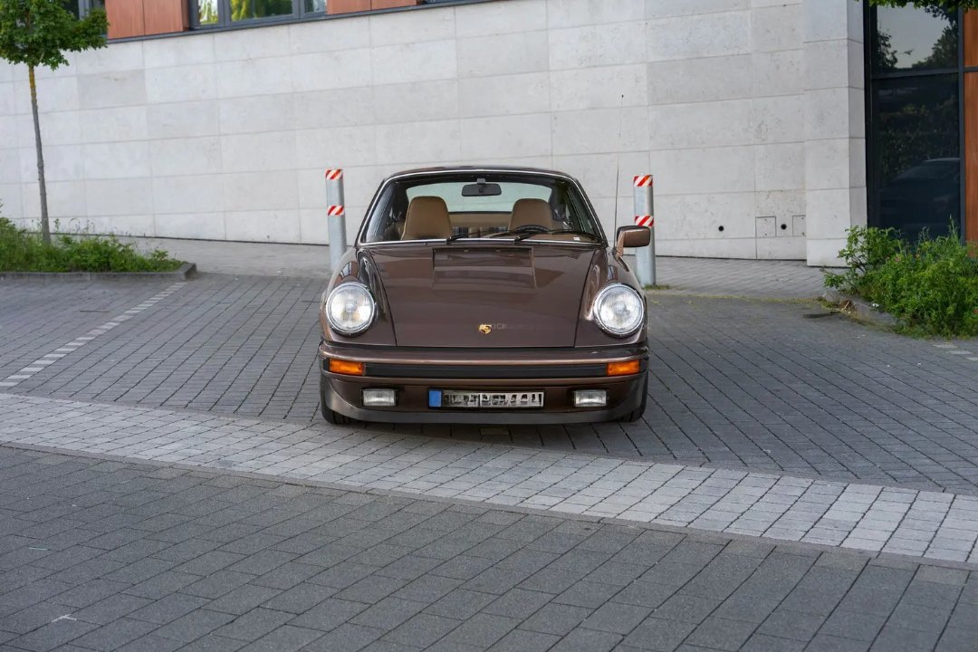 Porsche 911S 5