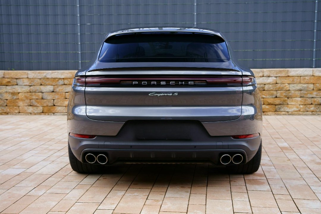 Porsche Cayenne Coupe S E-Hybrid 5